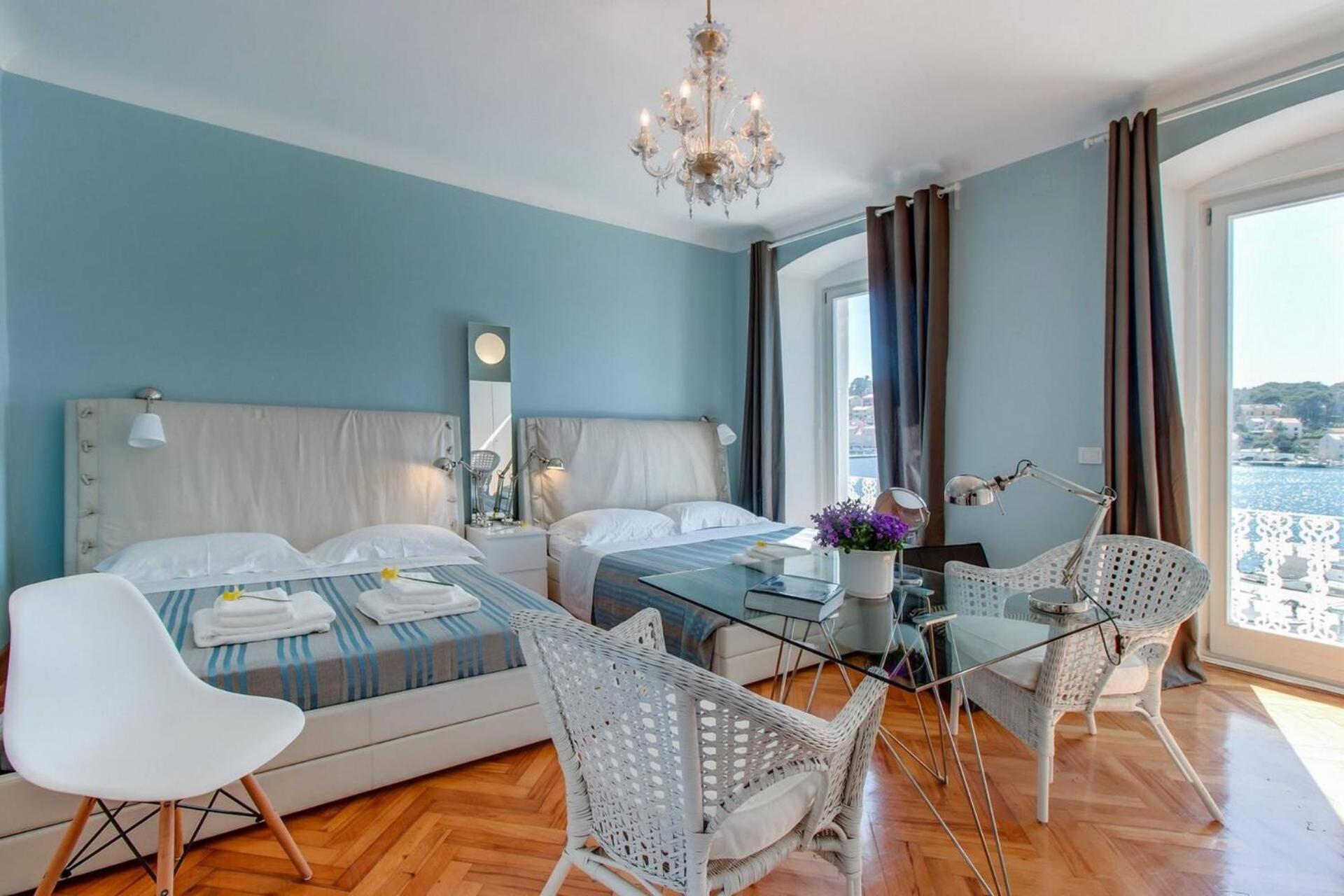 Vindobona Hotell Mali Lošinj Eksteriør bilde