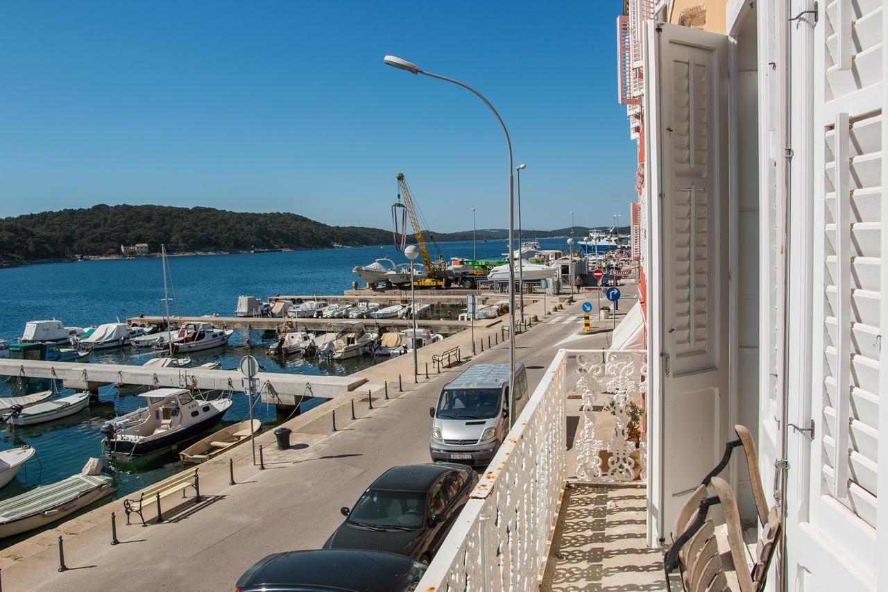 Vindobona Hotell Mali Lošinj Eksteriør bilde